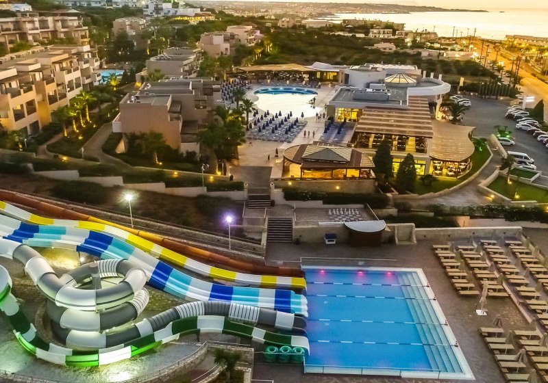 Grand Hotel Holiday Resort