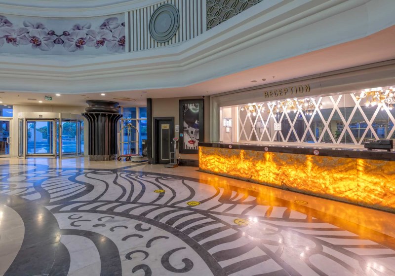 Ausstattung & Service