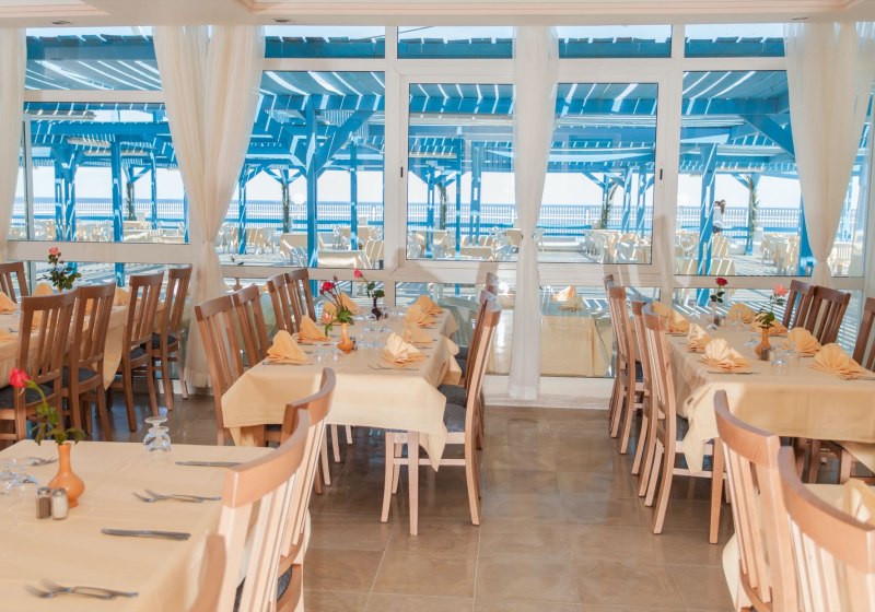 Ausstattung & Service