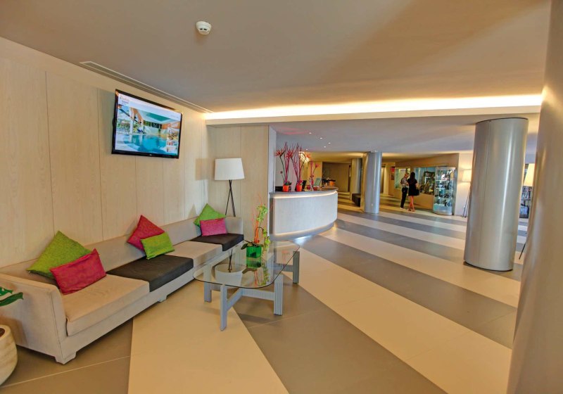 Ausstattung & Service