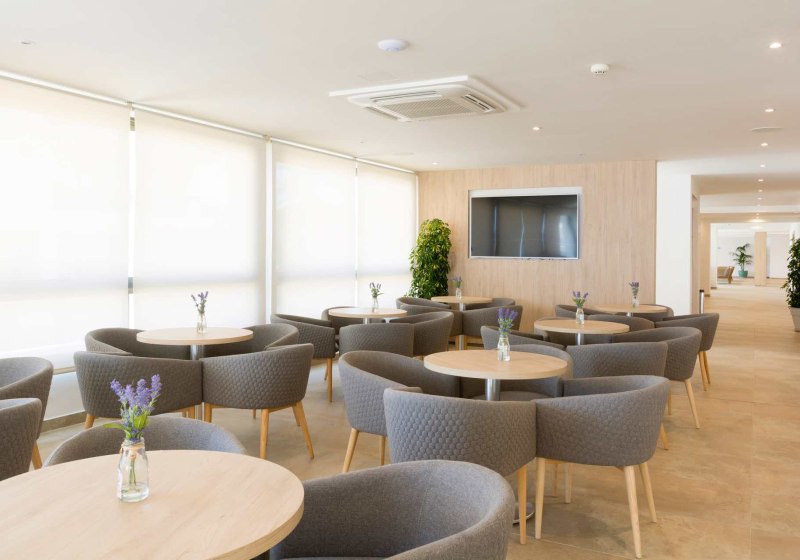 Ausstattung & Service