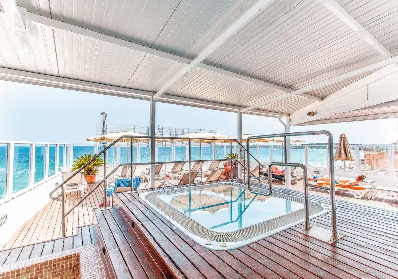 Ausstattung & Service