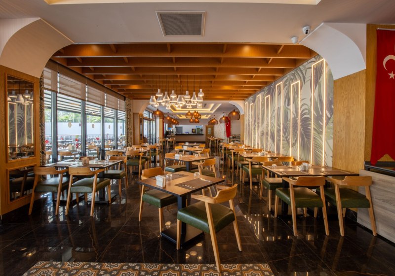 Ausstattung & Service