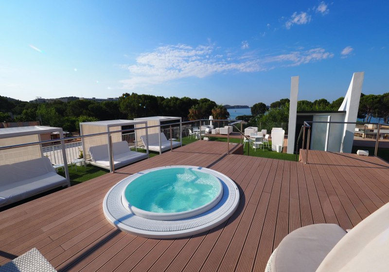 Ausstattung & Service