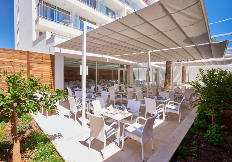 Ausstattung & Service