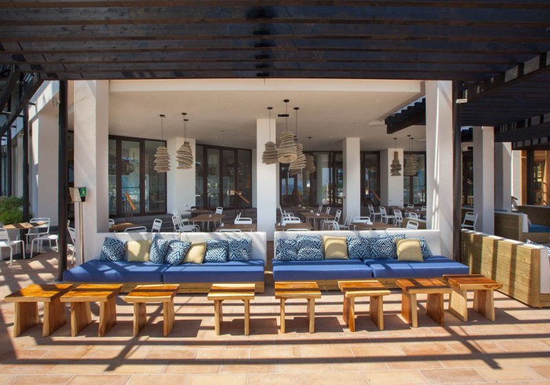 Ausstattung & Service