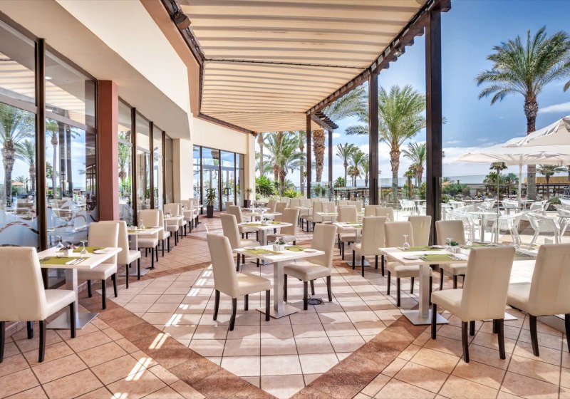 Ausstattung & Service