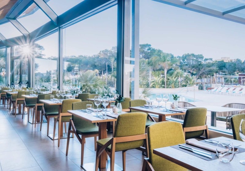 Ausstattung & Service