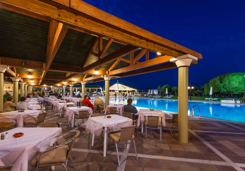 Ausstattung & Service