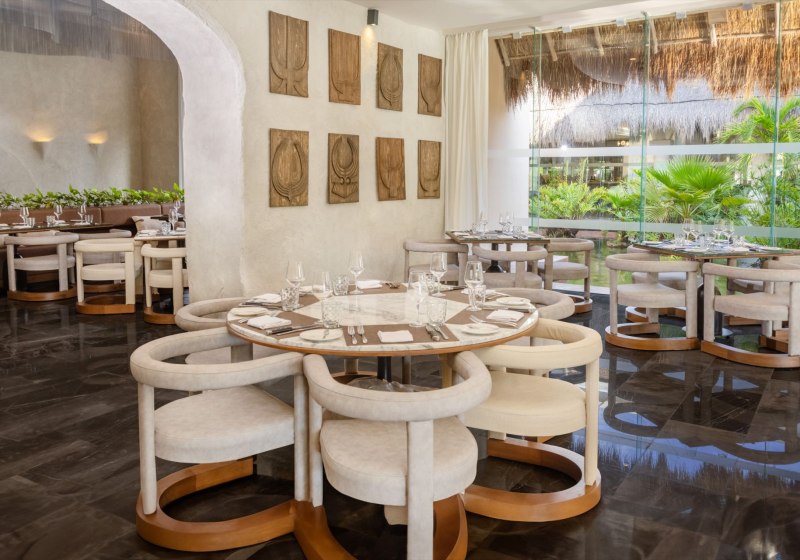 Ausstattung & Service