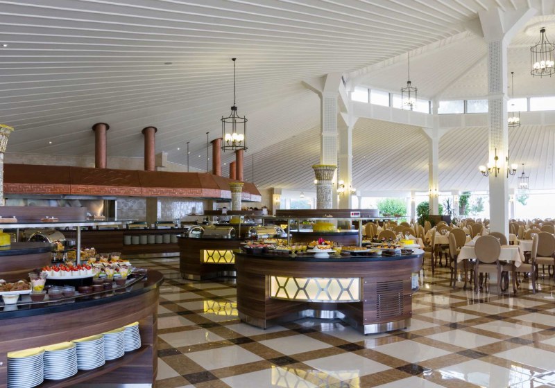 Ausstattung & Service