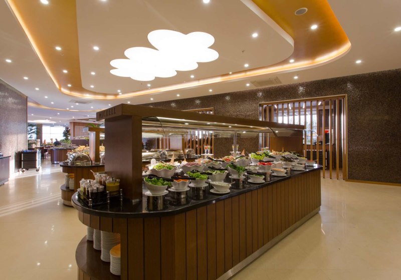 Ausstattung & Service