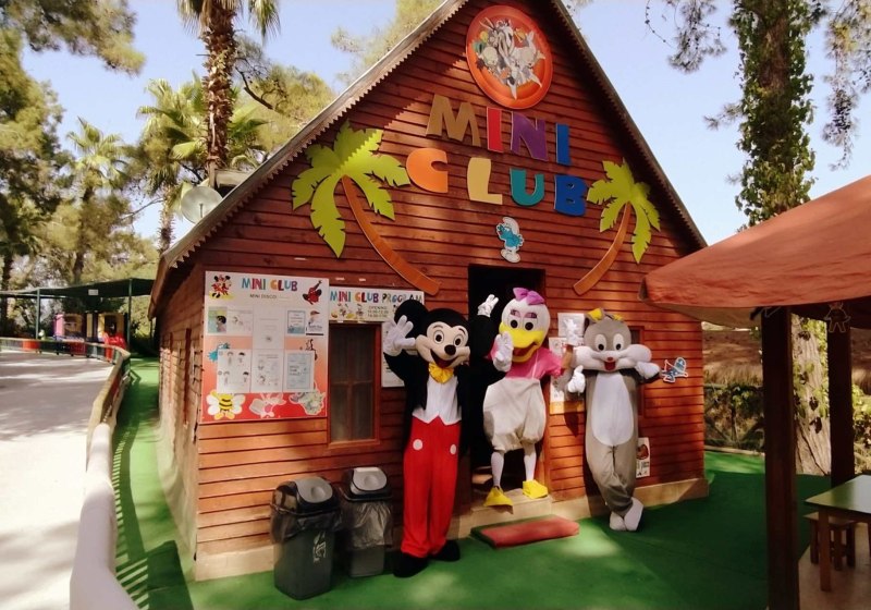 Club & Hotel Letoonia