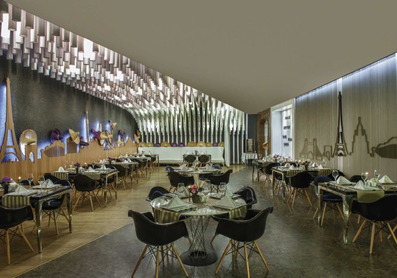 Ausstattung & Service