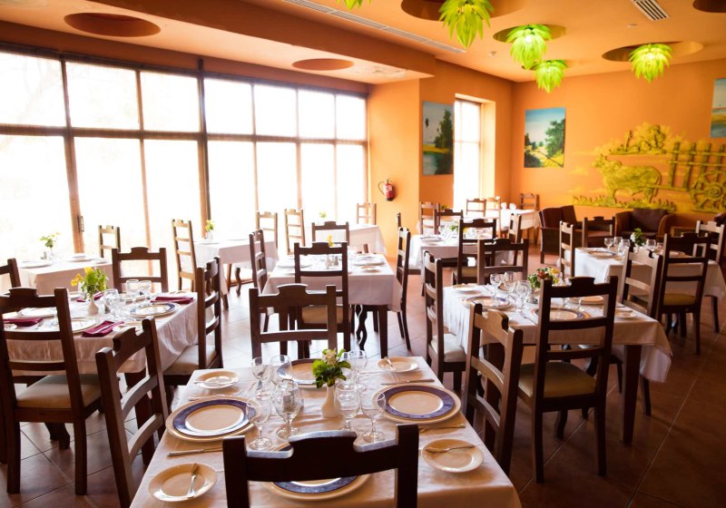 Ausstattung & Service