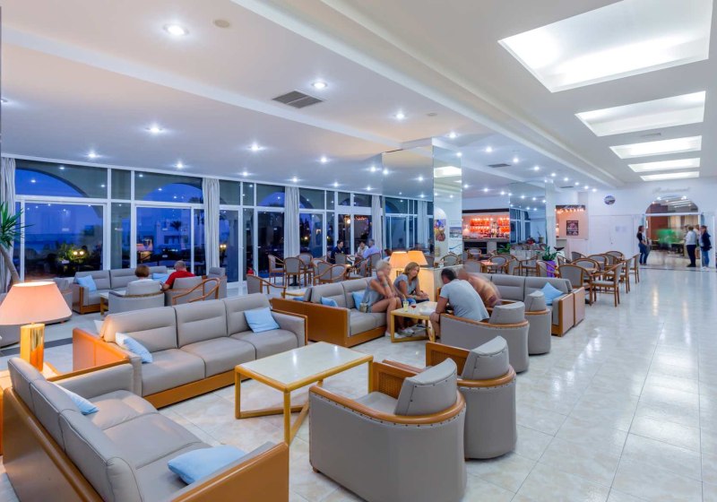 Ausstattung & Service