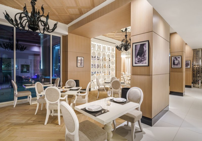 Ausstattung & Service