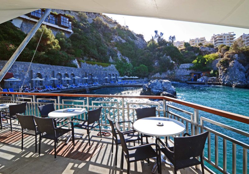 Ausstattung & Service