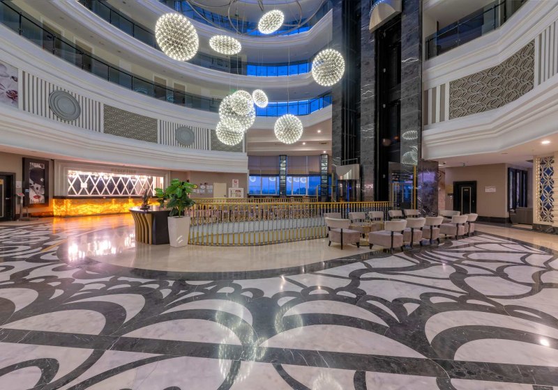 Ausstattung & Service