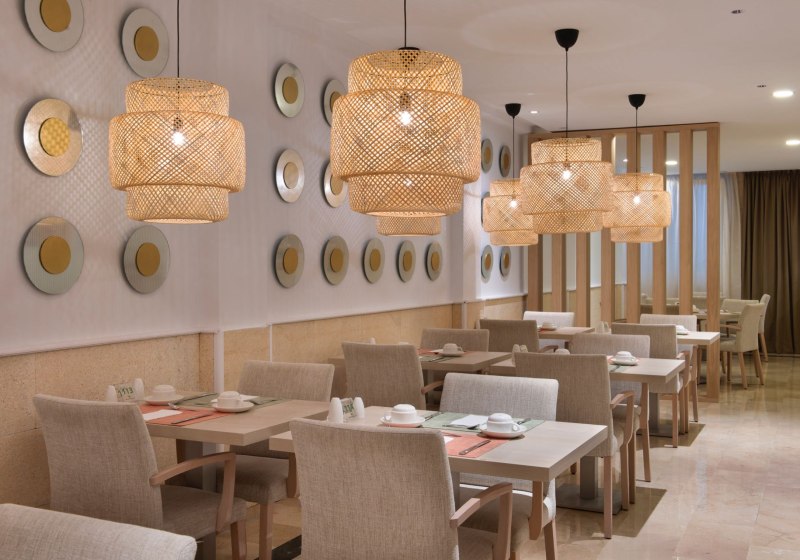 Ausstattung & Service