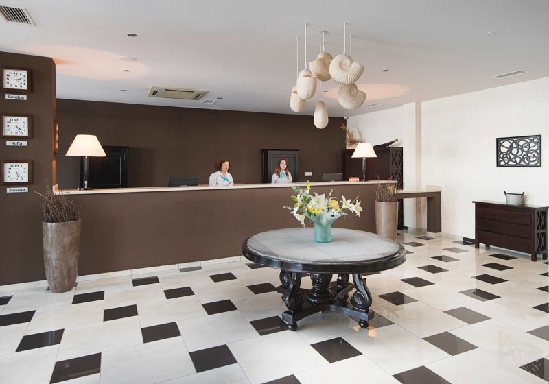 Ausstattung & Service