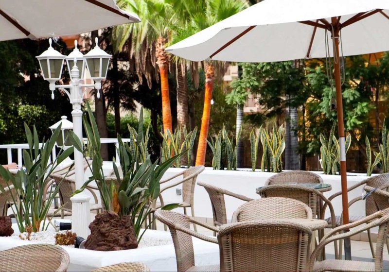 Ausstattung & Service