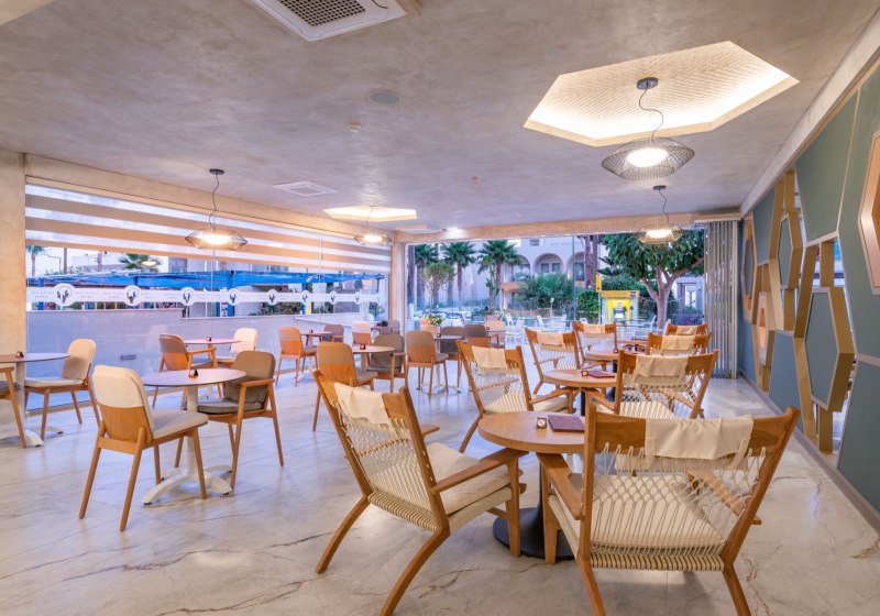 Ausstattung & Service