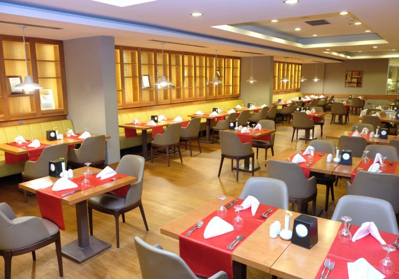 Ausstattung & Service