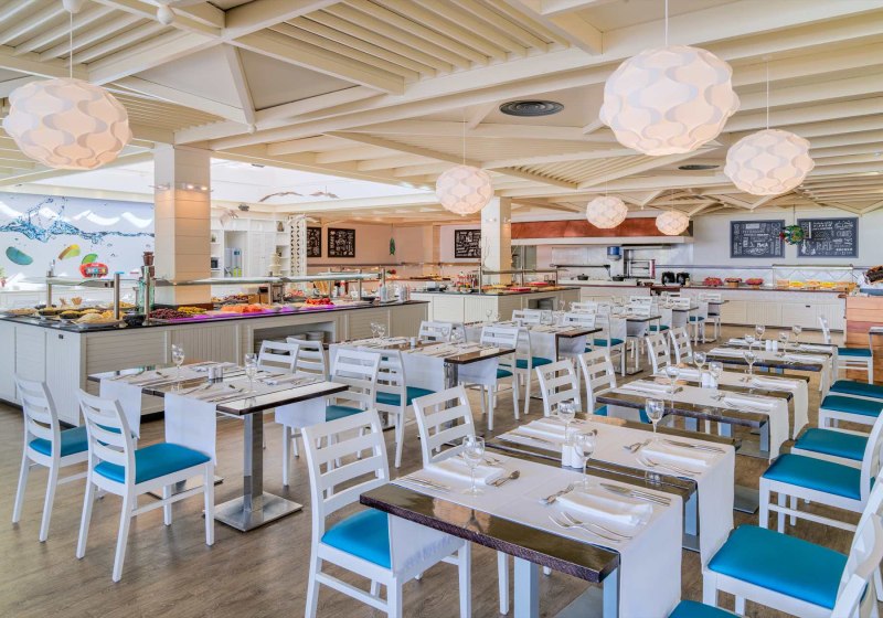 Ausstattung & Service