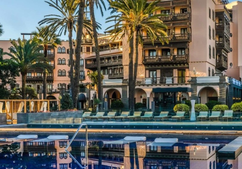 Ausstattung & Service