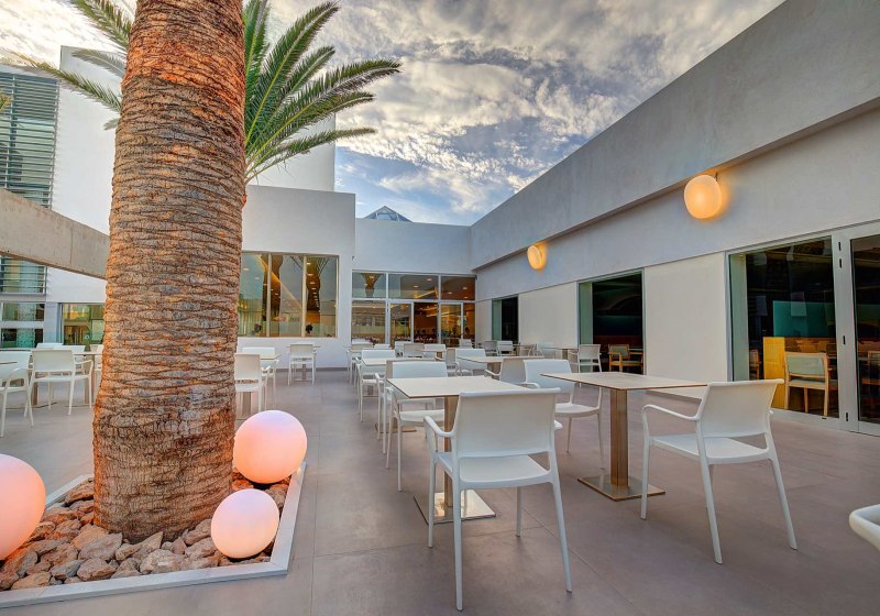 Ausstattung & Service