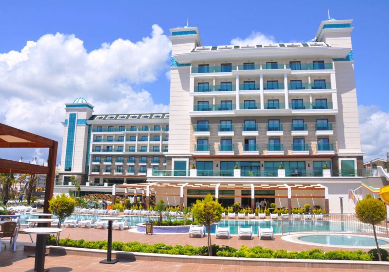 Luna Blanca Resort & Spa