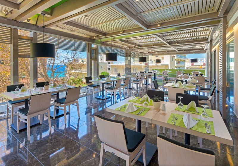 Ausstattung & Service