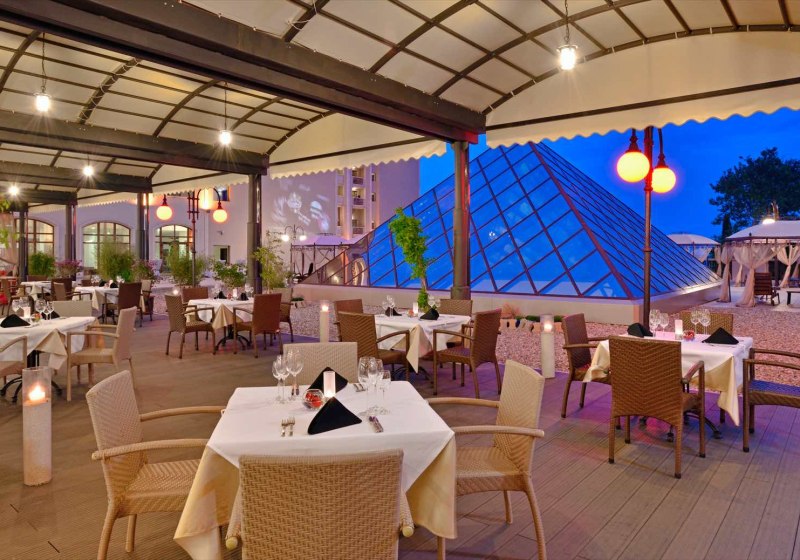 Ausstattung & Service