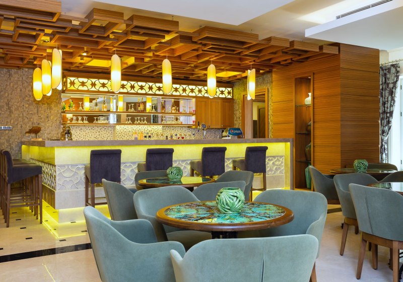 Ausstattung & Service