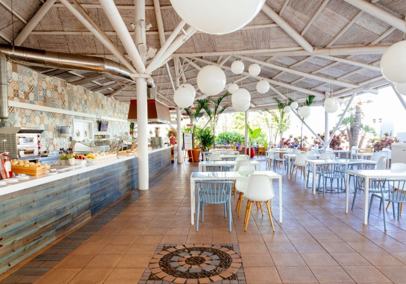 Ausstattung & Service