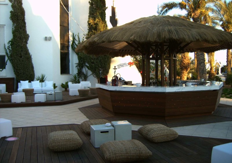 Ausstattung & Service