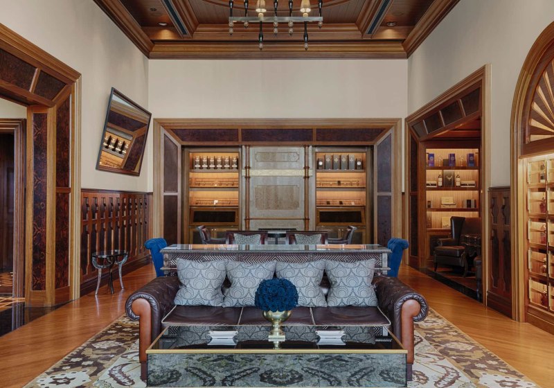 Ausstattung & Service