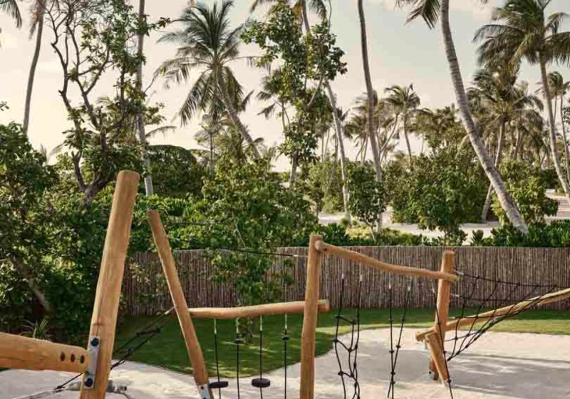 Patina Maldives, Fari Island