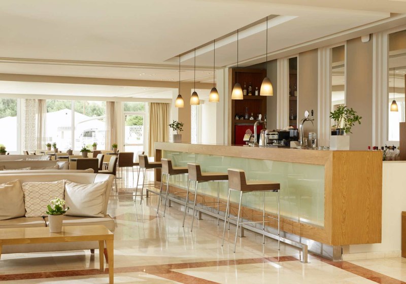 Ausstattung & Service