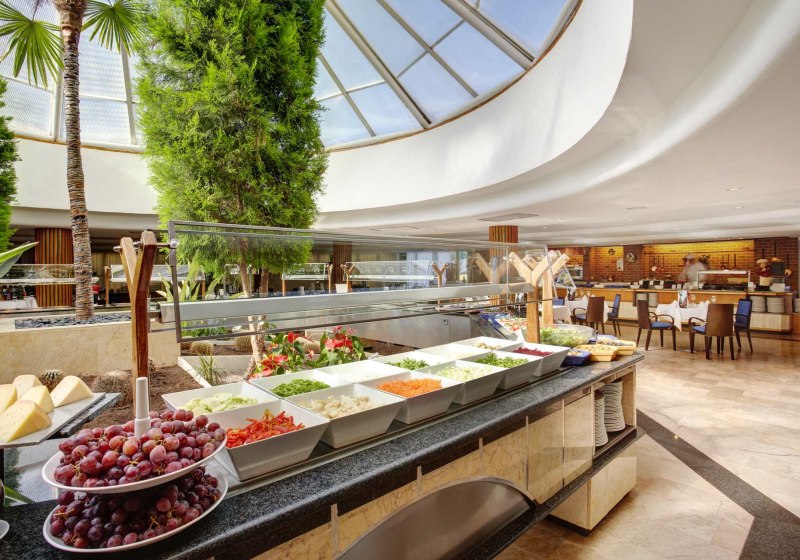 Ausstattung & Service