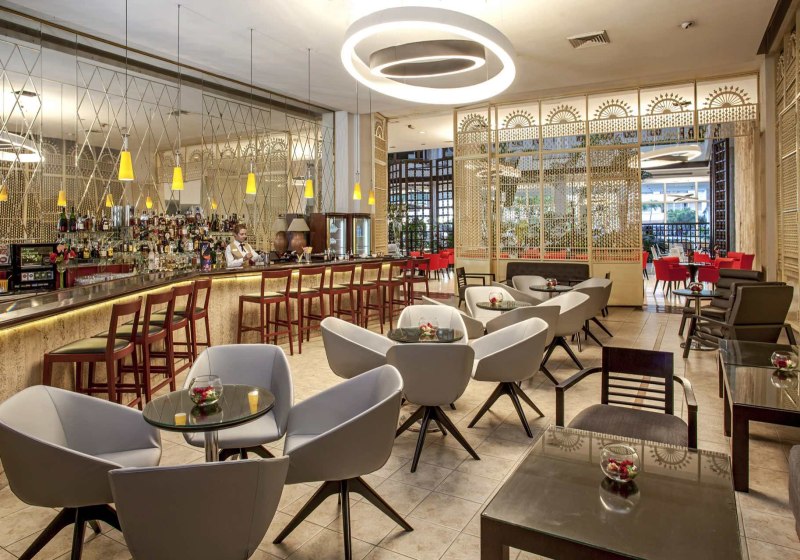 Ausstattung & Service