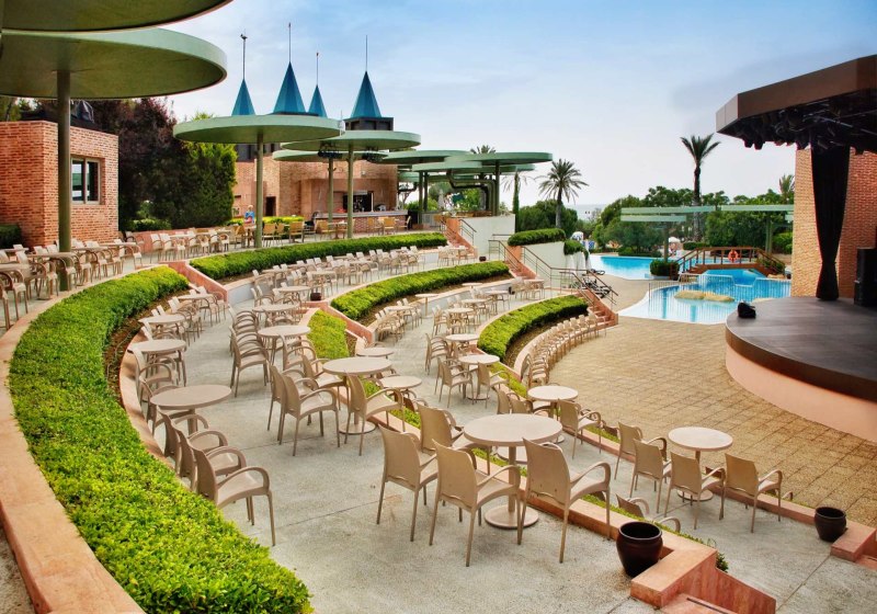 Ausstattung & Service