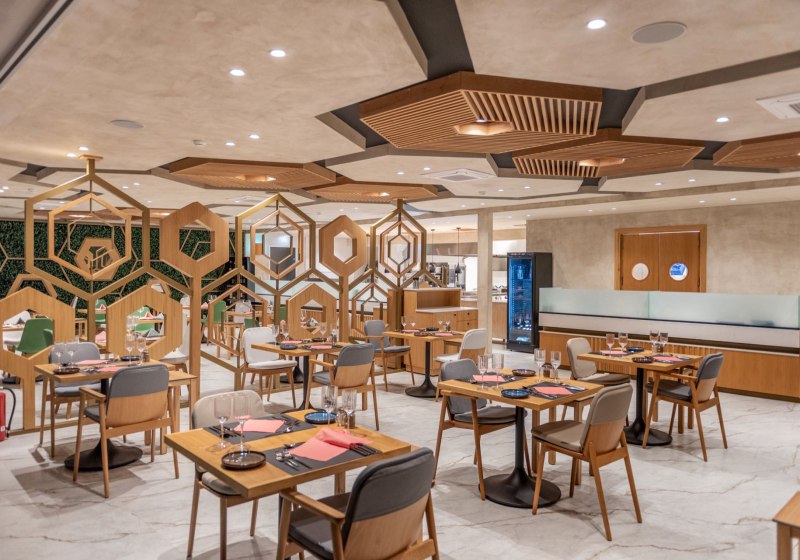 Ausstattung & Service