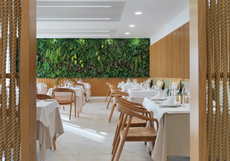 Ausstattung & Service