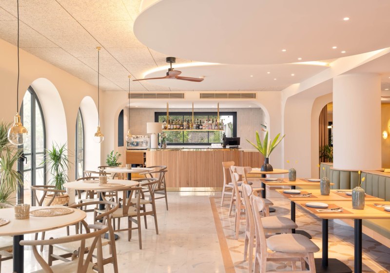 Ausstattung & Service