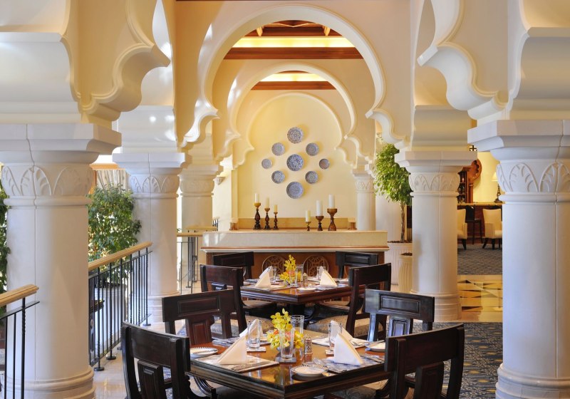 Ausstattung & Service