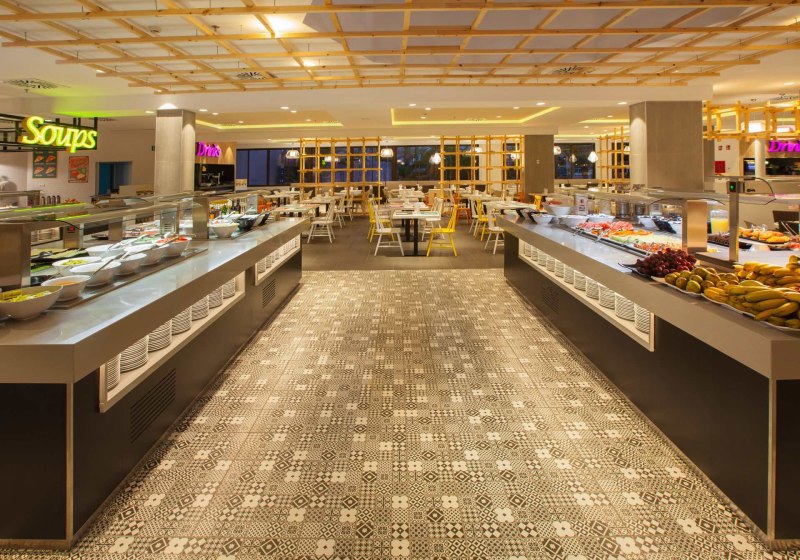 Ausstattung & Service