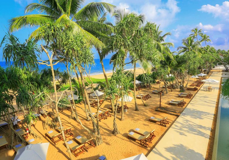 Pandanus Beach Resort & Spa