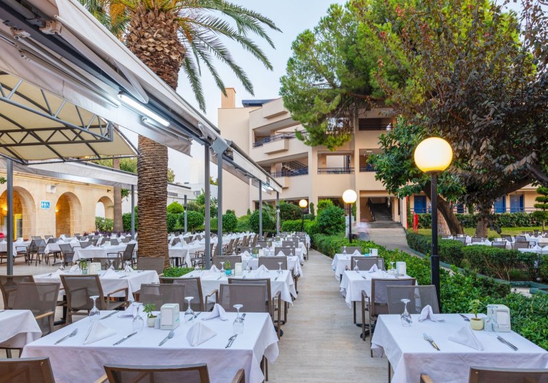 Ausstattung & Service